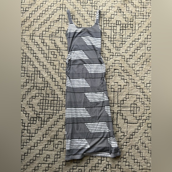 Tommy Bahama, Maxi Tank top dress black and white stripes, size large - Picture 4 of 11